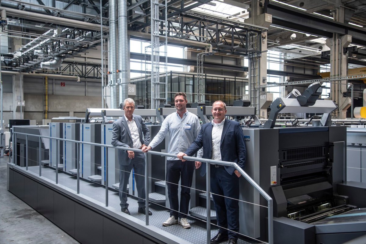 Heideldruck's tweet photo. „Wir spüren eine steigende Nachfrage bei unseren Kunden. Der Markt kommt zurück, Druckereien in vielen Ländern investieren wieder ...“, so Rainer Hundsdörfer, CEO. Kompletter Artikel hier 👉 https://t.co/tZc5jK9ybC #Speedmaster #Showtime https://t.co/2oD6kIaj46