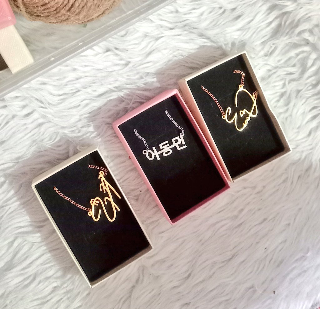 ArohaItems's tweet image. New Sets of Orders 
Thank you Rohas...
#Astro #customizedItems #kpop