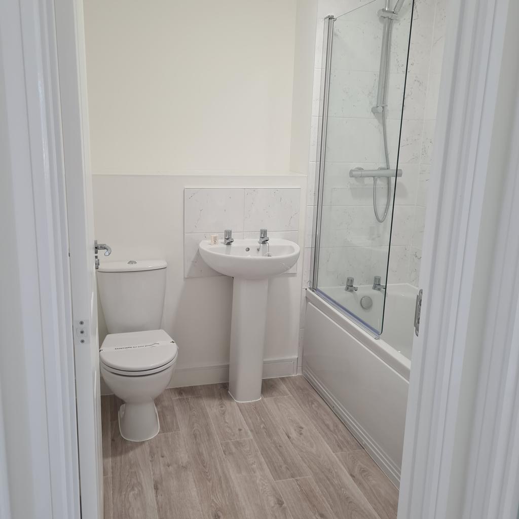 🔑🏡Campden Road, Shipston on Stour🏡🔑
Another successful handover of 2x #rented houses and 2x #sharedownership houses 🏘️ Big thanks to <a href="/TaylorLewis_SW/">Taylor Lewis Consultants</a> and <a href="/TaylorWimpey/">Taylor Wimpey</a>