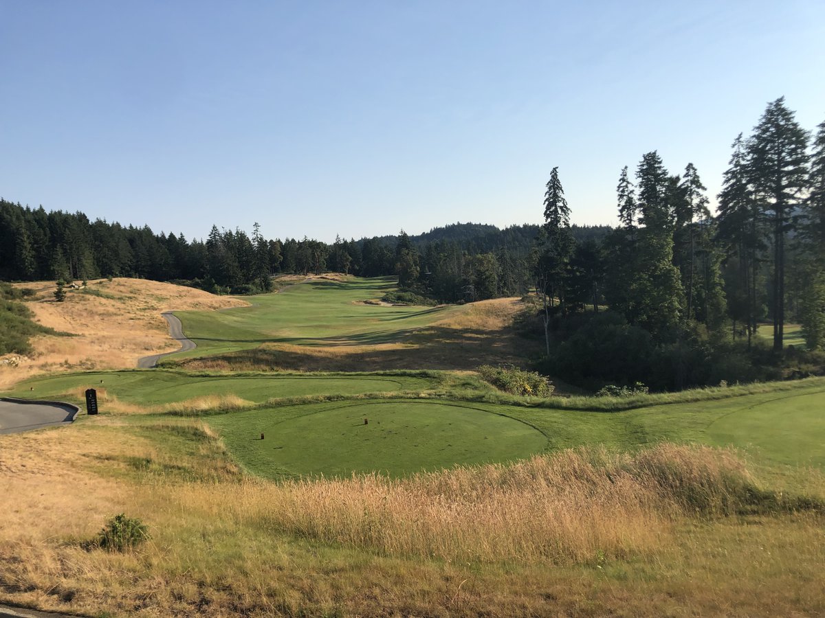 Rainy day in TO so going through photos from my trip to Victoria for OQT &amp; must say, staying near 
<a href="/BearMountain/">Westin Bear Mountain Resort</a>
 &amp; hitting their awesome range &amp; both amazing courses when time allowed was smart! Fantastic facility and a 'must play' in BC. Missing it, but will be back.