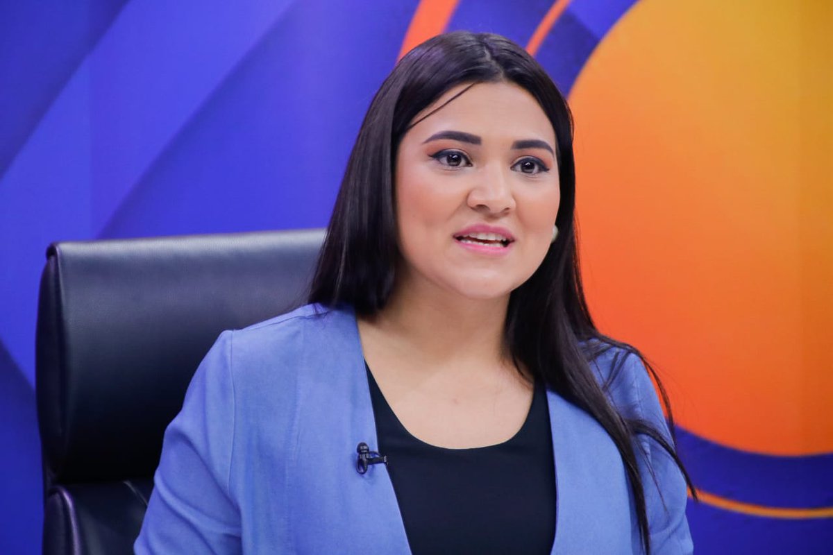 Estuvimos conversando con Alejandro Solano (exjefe de la Unidad de Asesoría  Técnica) y admitió que, además de tener su trabajo como técnico, brindaba  asesorías a gremiales en rubros relacionados con cervecería y