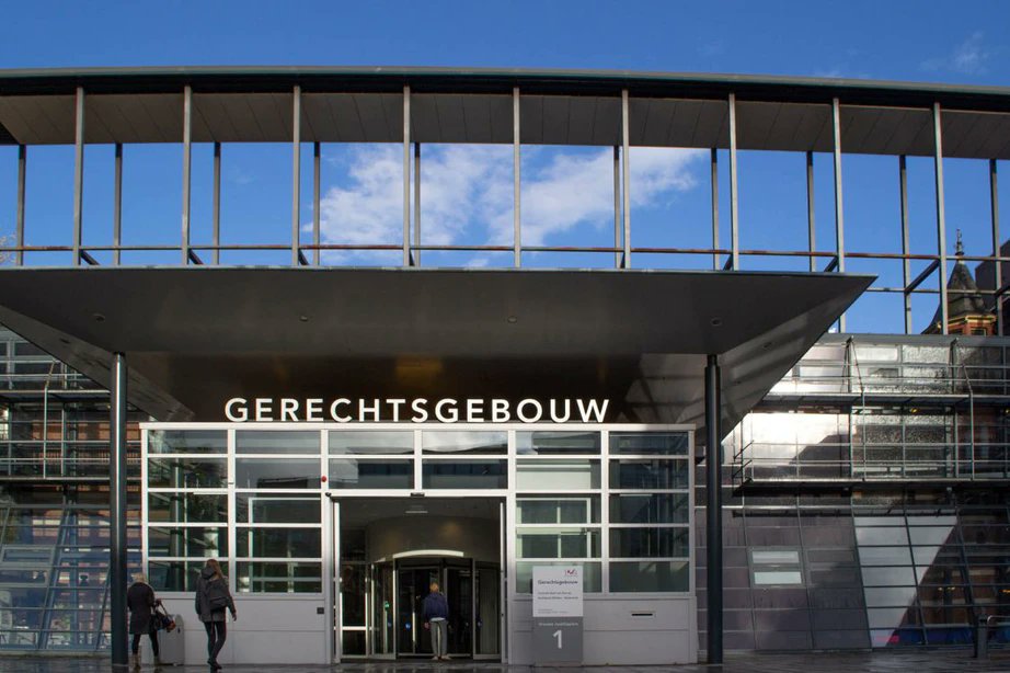 Utrechter (50) krijgt negen jaar cel voor dubbele poging doodslag na ruzie over gokschuld. via @duicnl.