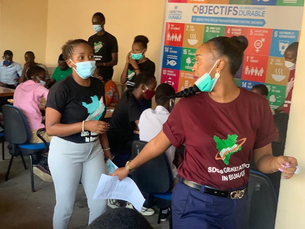 UN_Burundi's tweet photo. Décennie d'Action des jeunes pour atteindre les #ODD: Événement à -3100 jours de l'Agenda 2030, organisé par l'Association #ISHAKA2250 appuyé par les Nations Unies @UNFPABurundi @UNICEF_Burundi @2250Ishaka https://t.co/7pOa2PdSne