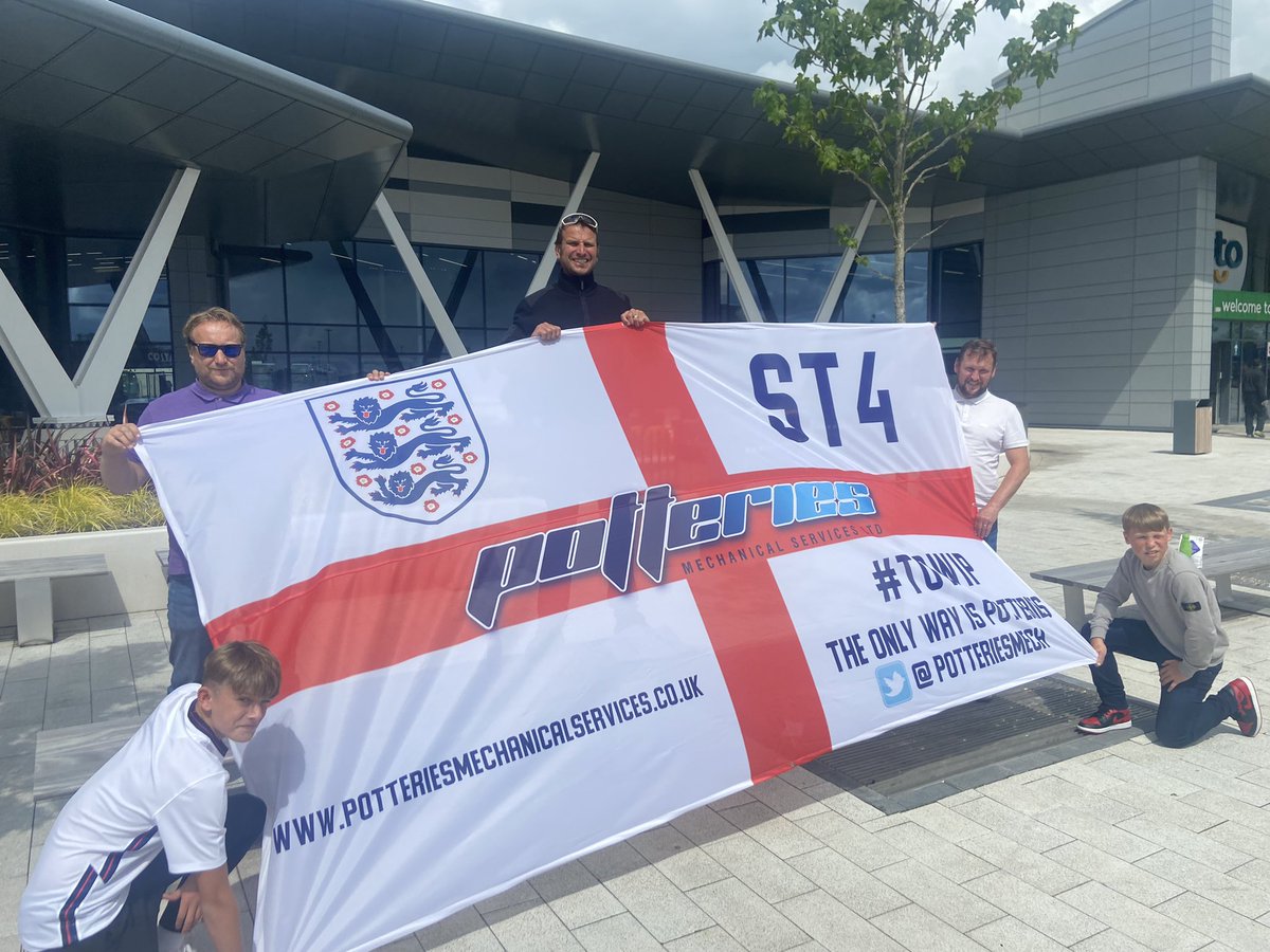 Johny_Powell's tweet photo. Weโre on our way
@brett6barlow @Bobbytwizzle
@owen_p5
#ToWIP https://t.co/X548t9scSU