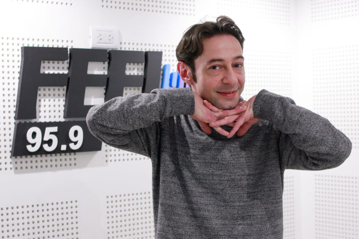 RadioFeel959's tweet photo. Nos visitó @pgarcialisten Repasó su carrera con "Los Chicles" hasta llegar a su etapa solista. Su idea es ser lo más radial posible para que su sonido pop se acostumbre a todos los oídos. Hermosa entrevista.
Escucha -> https://t.co/5B1lW42dkx
#radioFeel #ElPrecioEsElMismo #Pop https://t.co/OfB5BA2giu