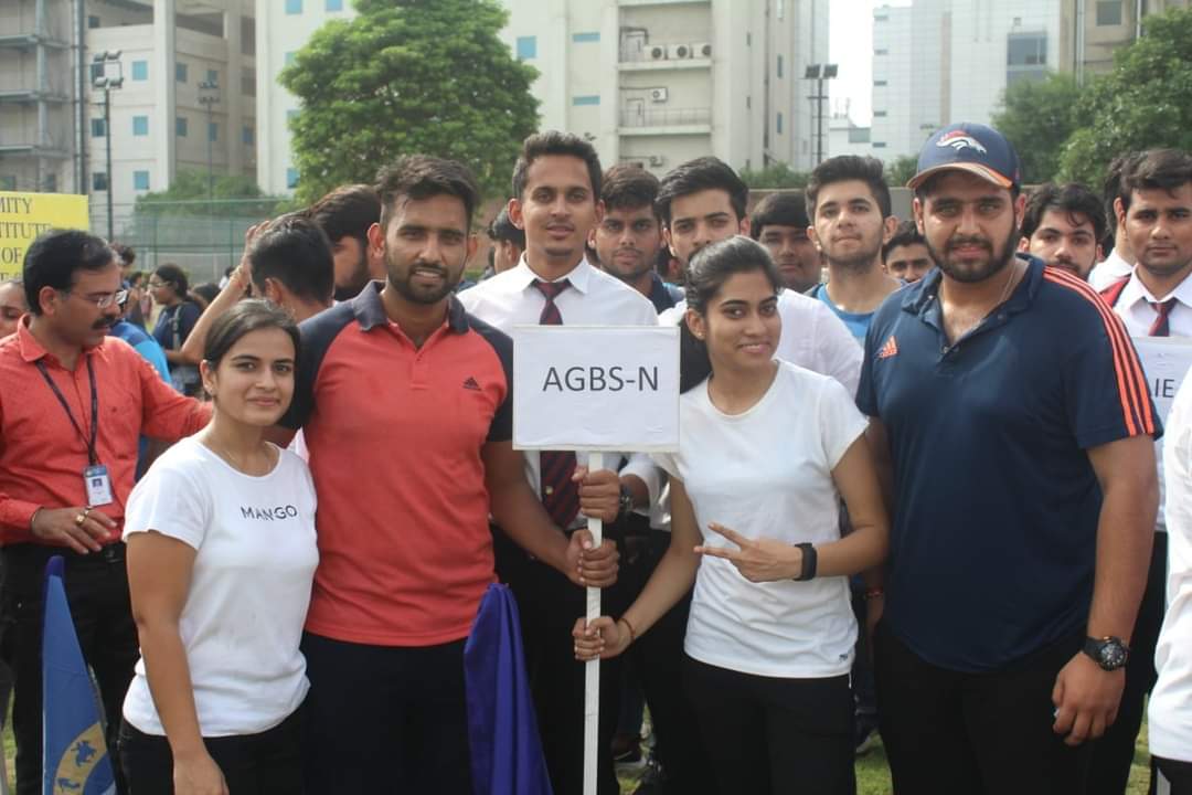 noidaagbs's tweet photo. We at AGBS, Noida believe in the overall development of our students. Throwback to the times when learning moved beyond classrooms. 

#agbsnoida #amitylife #sportsatcampus #campuslife https://t.co/AJAfHivLiT
