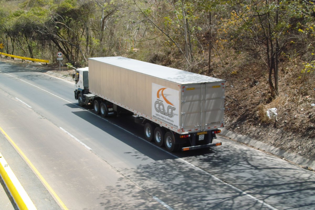 InversionesCass's tweet image. #Venezuela contamos con mas de 20 años de experiencia, realizamos traslado de #carga a cualquier rincón del país, realice su solicitud, que nosotros nos encargamos de toda la #logística #07Jul 

Contamos con todas las normativas de bioseguridad, para su seguridad y la nuestra.😷
