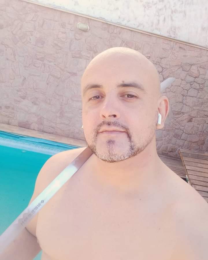 fernandojbarbo's tweet photo. Contas pagas ✅
Vacina em dia ✅
Vasectomia feita ✅
Pensa num cara feliz! 😁🙏
4️⃣0️⃣ #Quarentando https://t.co/MCRmWOWn8L