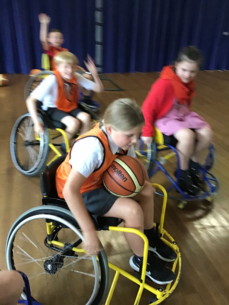 Overleighschooly4 tweet media