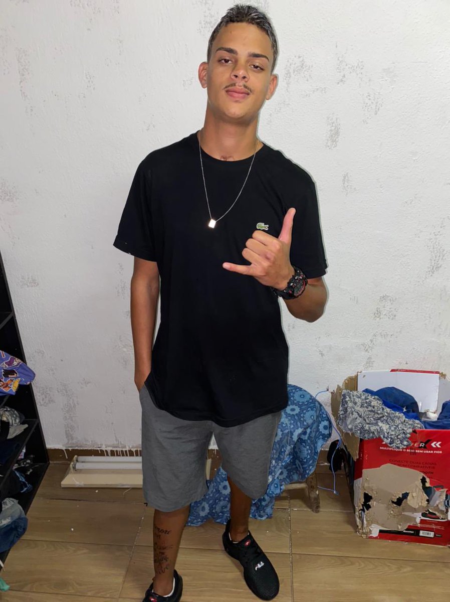 100vulg's tweet photo. Que Deus me guarde e proteja minhas costas🙇🏽‍♂️🙏 https://t.co/seyYJb83tB