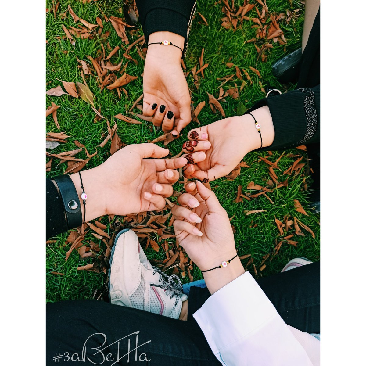 AAYAOOOO's tweet photo. الأوقات مع الصديقات متعه من نوع آخر. .

💙💙✨
#3aBeTHa https://t.co/n1DhIPBFSG