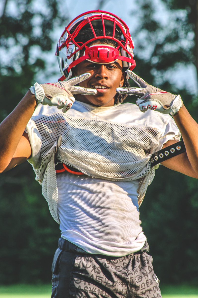 First day back in pads since collarbone injury ⭐️