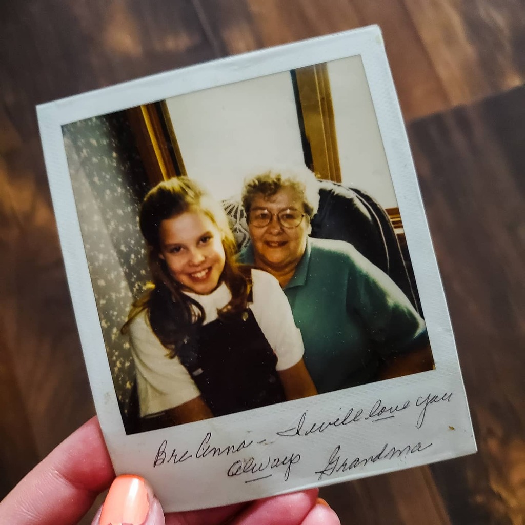 BrePeaBlog's tweet image. My Grandma made her heavenly entrance today, but before she did she made sure she got to see all of her grandkids for one last goodbye. I&apos;ll never forget the moments and conversations we had together with her and as a family over the past few days. 

Grandma, I&apos;m heartbroken…