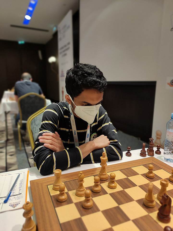 2700chess on X: Meet 16 y/o 🇮🇳 Nihal Sarin (2654.0 +34.0, World #90 ↑79)  on the Top-100 list!  Also, he takes the sole lead  at the Serbia Open with 7/8