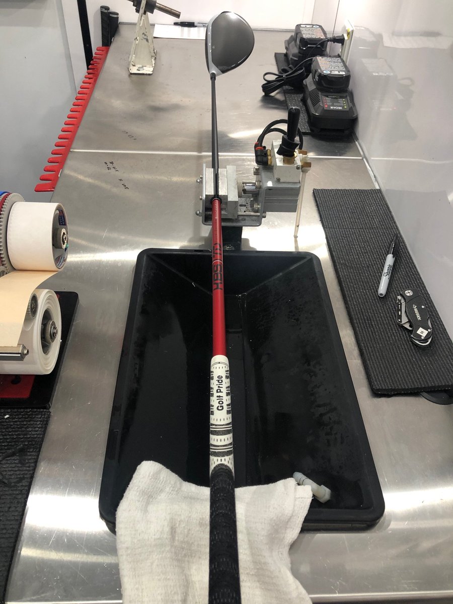 KBSGolfShafts's tweet photo. You canโt go wrong with this combo๐| Player Driven. Tour Proven. #KBSTD #TourDriven #lookfortheredlabel https://t.co/KgsN2cbQ46