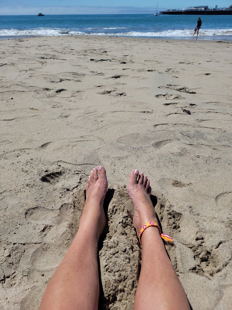 Toes in the water, ass in the sand...
#minivacay 
#santacruz