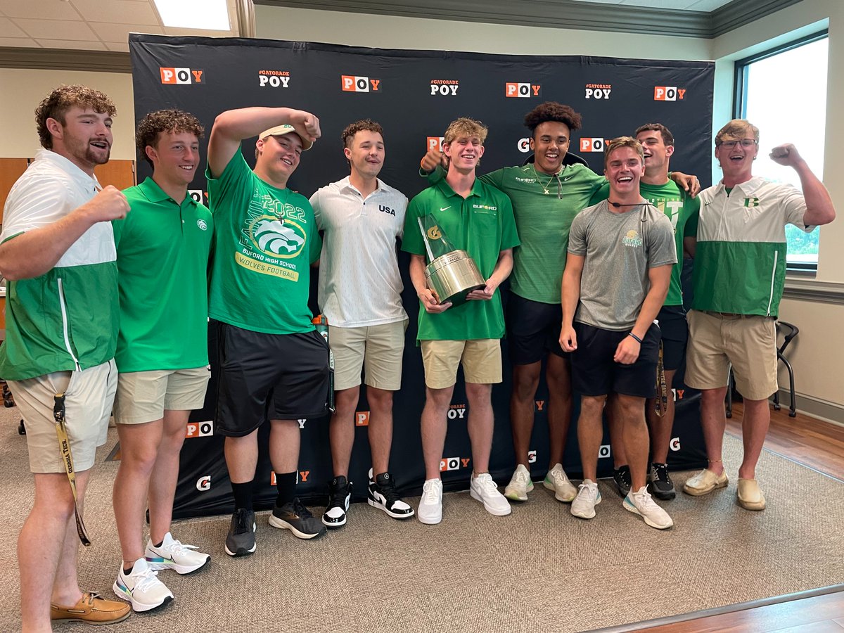 BufordAthletics's tweet photo. Congratulations to @dylanjlesko, 2020-2021 @Gatorade National Baseball Player of the Year! @Bwolvesbaseball https://t.co/BiKSYcUq9s https://t.co/TrcopNjsYU