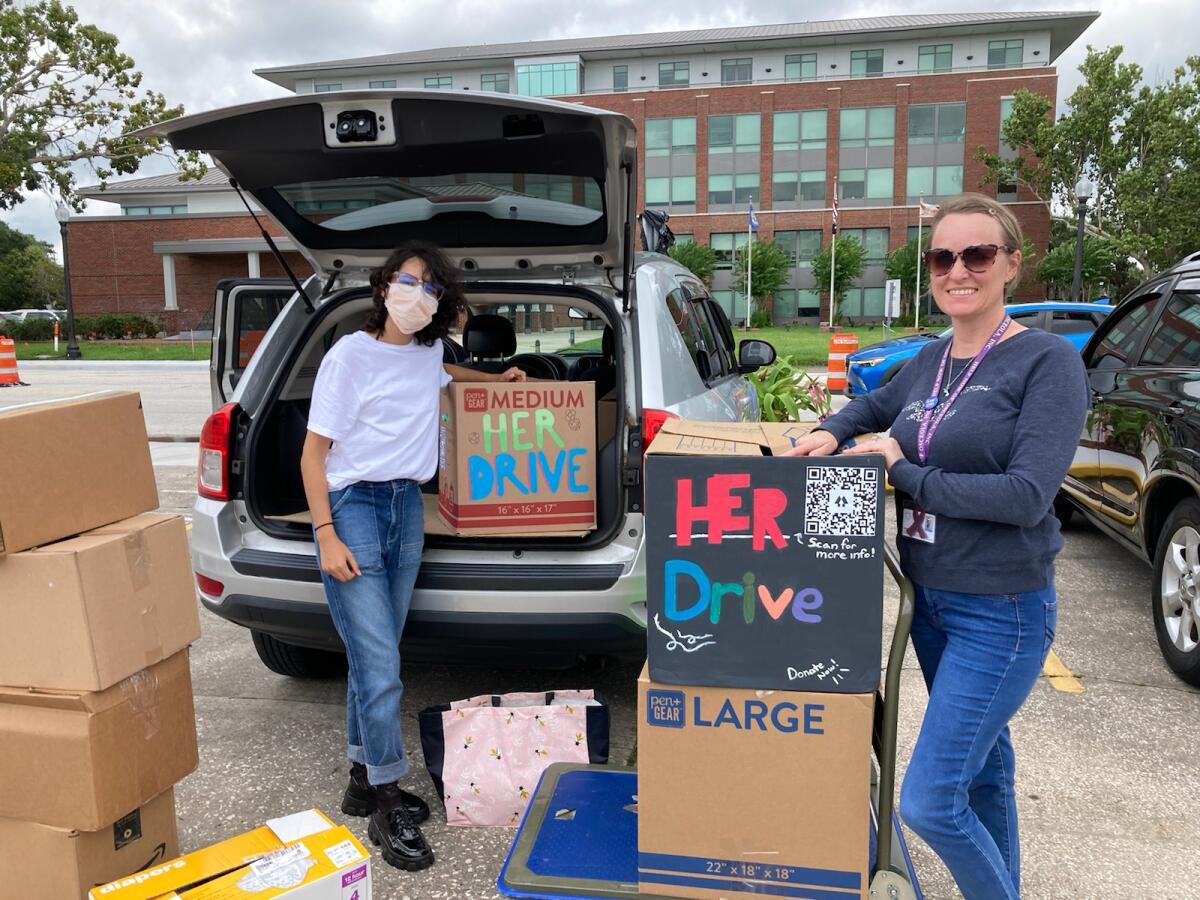 Volunteers with the nonprofit organization 'Her Drive' hosted a donation drive in St. Cloud to benefit Help Now survivors. Thank you so much for making a difference in our community! 💜
