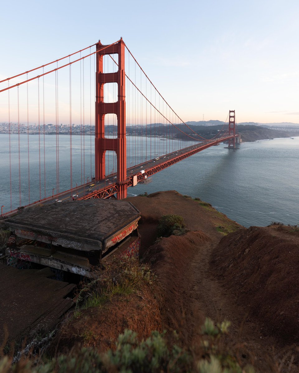 AndrewOptics's tweet image. The shot                  //                The edit