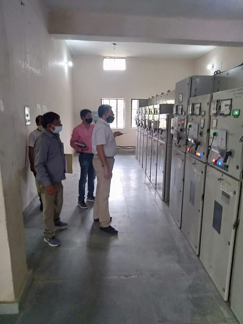 dvvnljhansi's tweet photo. आज दिनांक 07/07/2021 को मुख्य अभियंता वितरण झांसी क्षेत्र झांसी के द्वारा आज झांसी महानगर के नगरा एवं नंदनपुरा पावर हाउस का निरीक्षण किया गया। https://t.co/iHZ3qVh9uF