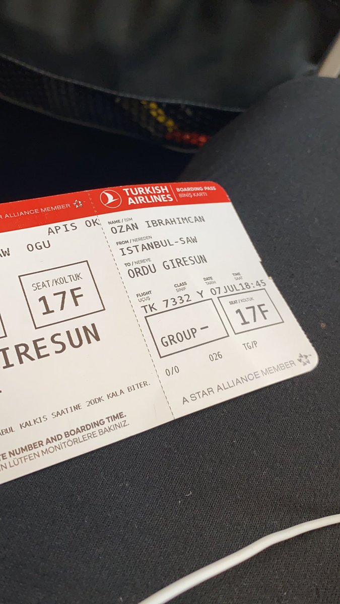 Daha kaç kez altıma edecem bu uçak korkum yüzünden ? @Q7ueen