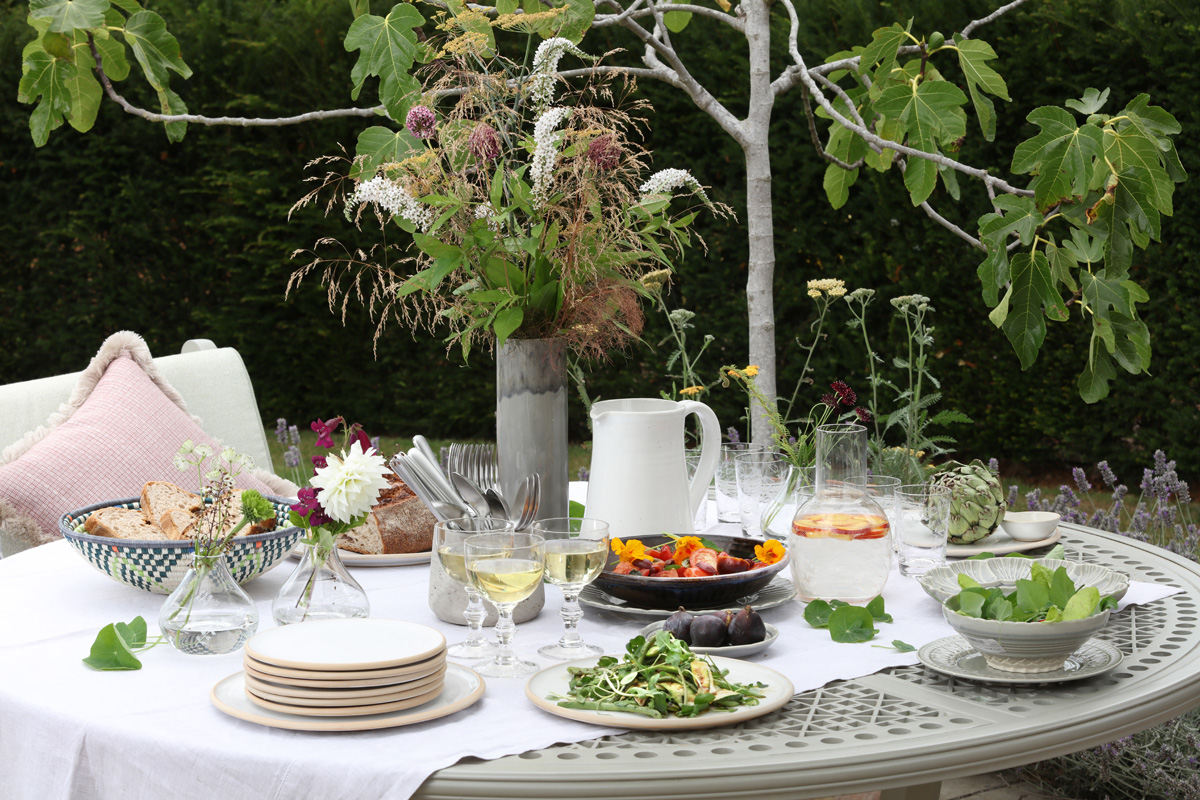 OXGardenerStore's tweet image. Morph your home into a bohemian eden. Attain the art behind homeware. 

Think versatile, think vivid, think Bloomsbury Home.

We're at home indoors and out, find a fresh perspective on your lifestyle: ow.ly/cU9F50FqYq1

#indoorsoutdoors #practicalhome #chicliving