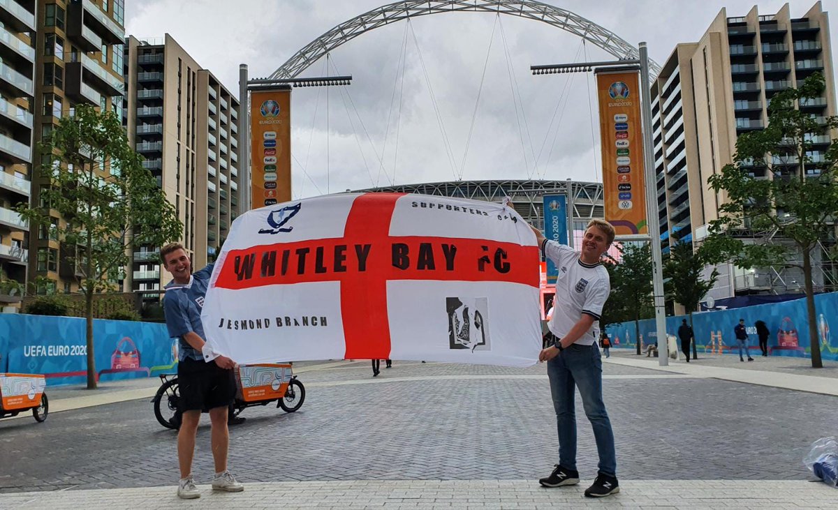 WhitleyBayFC's tweet image. Bay fans flying the flag at Wembley! #ENGDEN #ThreeLions #HowayTheBay