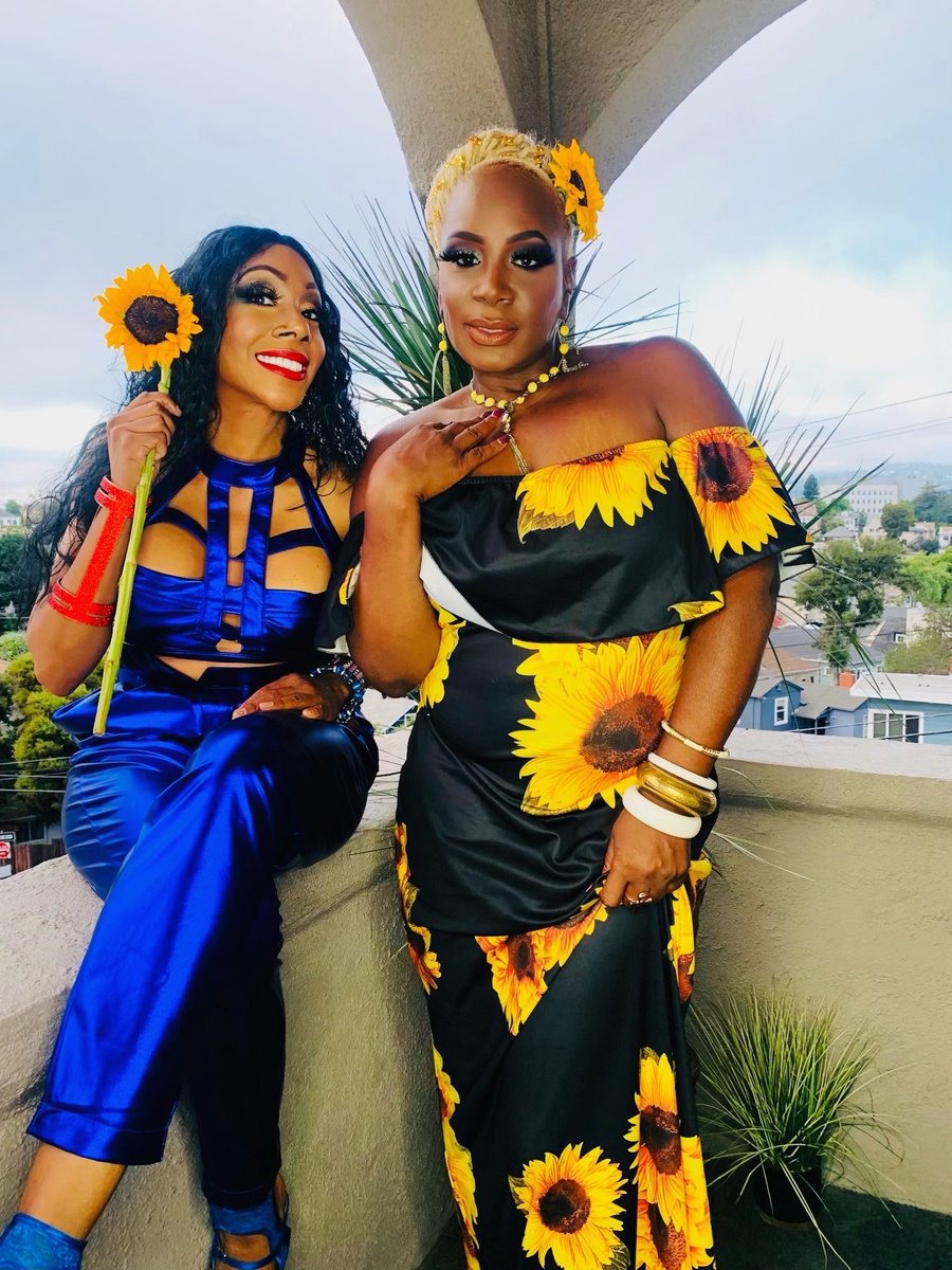 SandraFilms's tweet photo. Julia Styles Sizzle Reel 2 🎥
ASandraSmithFilm 🎬

Starring🎬...Elise hollywood Evans as Julia Styles and Sandra A Smith as Candace Hooper

God bless🙏🏿💋❤️ 

Sizzle Reel 2
https://t.co/eKPXMa8kng

GoFundMe 
https://t.co/C27VJL8TwQ https://t.co/r3yiUqmMXd
