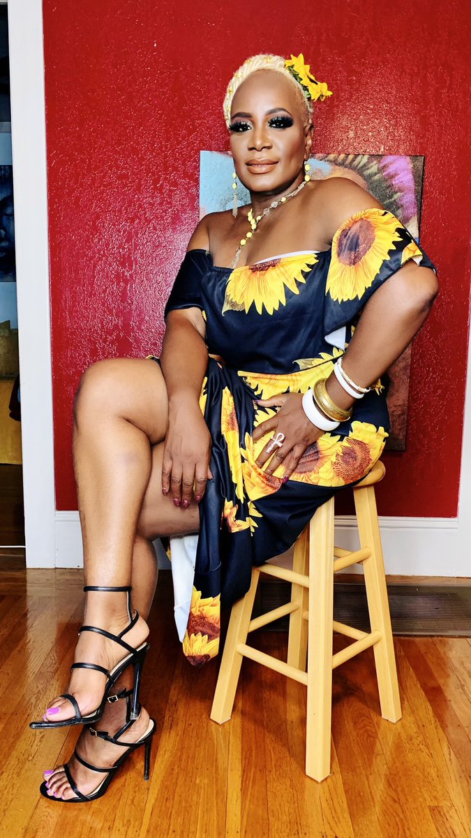 SandraFilms's tweet photo. Julia Styles Sizzle Reel 2 🎥
ASandraSmithFilm 🎬

Starring🎬...Elise hollywood Evans as Julia Styles and Sandra A Smith as Candace Hooper

God bless🙏🏿💋❤️ 

Sizzle Reel 2
https://t.co/eKPXMa8kng

GoFundMe 
https://t.co/C27VJL8TwQ https://t.co/r3yiUqmMXd
