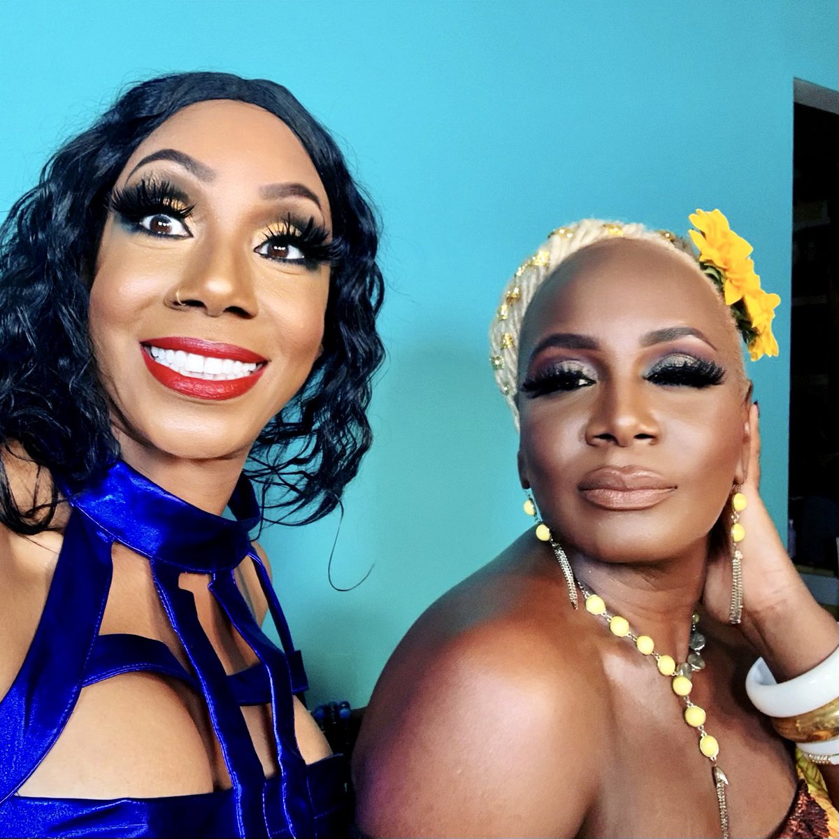 SandraFilms's tweet photo. Julia Styles Sizzle Reel 2 🎥
ASandraSmithFilm 🎬

Starring🎬...Elise hollywood Evans as Julia Styles and Sandra A Smith as Candace Hooper

God bless🙏🏿💋❤️ 

Sizzle Reel 2
https://t.co/eKPXMa8kng

GoFundMe 
https://t.co/C27VJL8TwQ https://t.co/r3yiUqmMXd