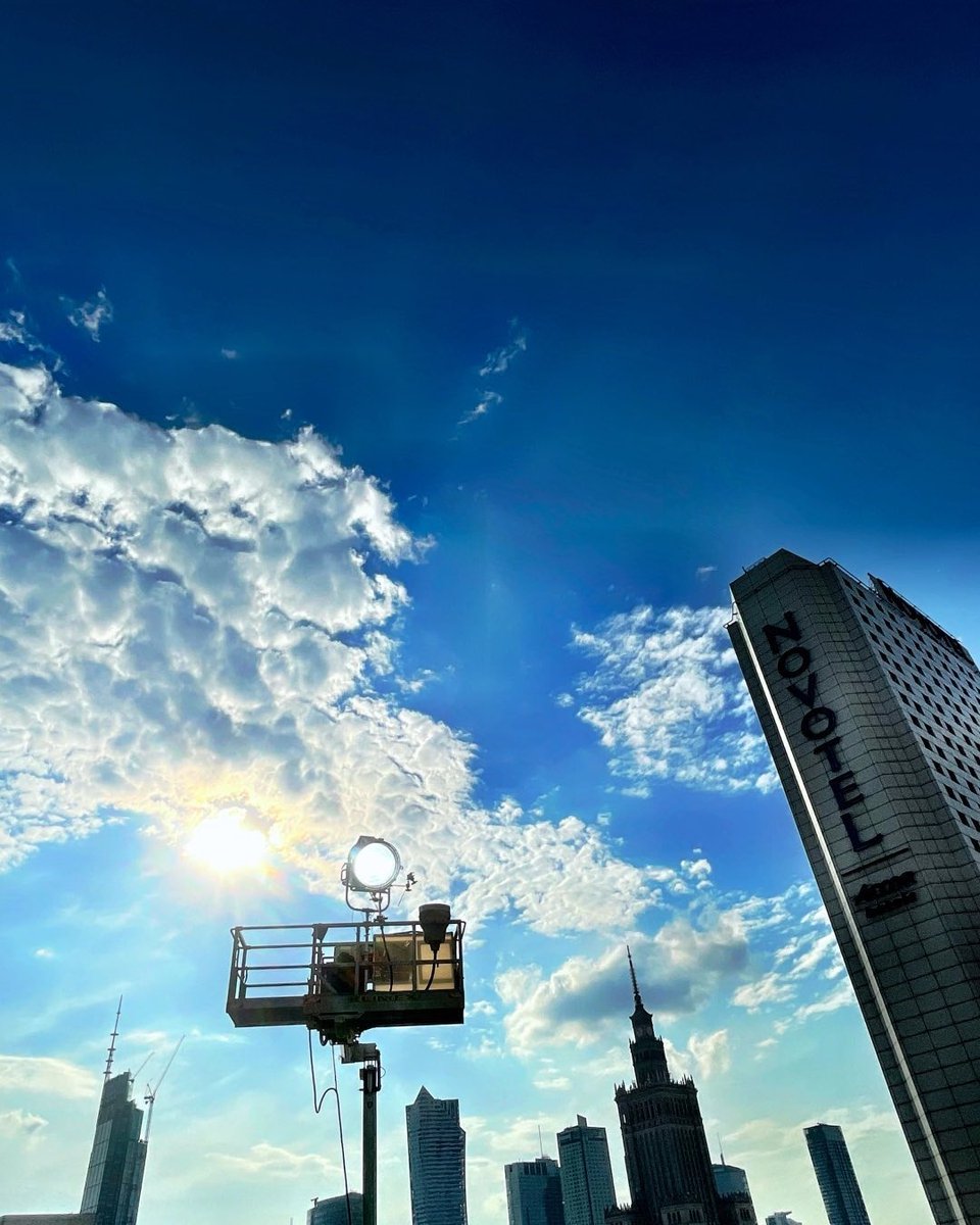 When one sun isn't enough

📷 @blacksheep_gaffer
two suns
.
.
. Dop.Erik Henriksson.
.
@heliograf_technika_filmowa 
.
.
.
#gaffer #lightingsetup #arrisun #hmilighting
#filmlighting #onlocation #arri #setlighting #dp #dop #cinematographer #cinematography #gripandelectric