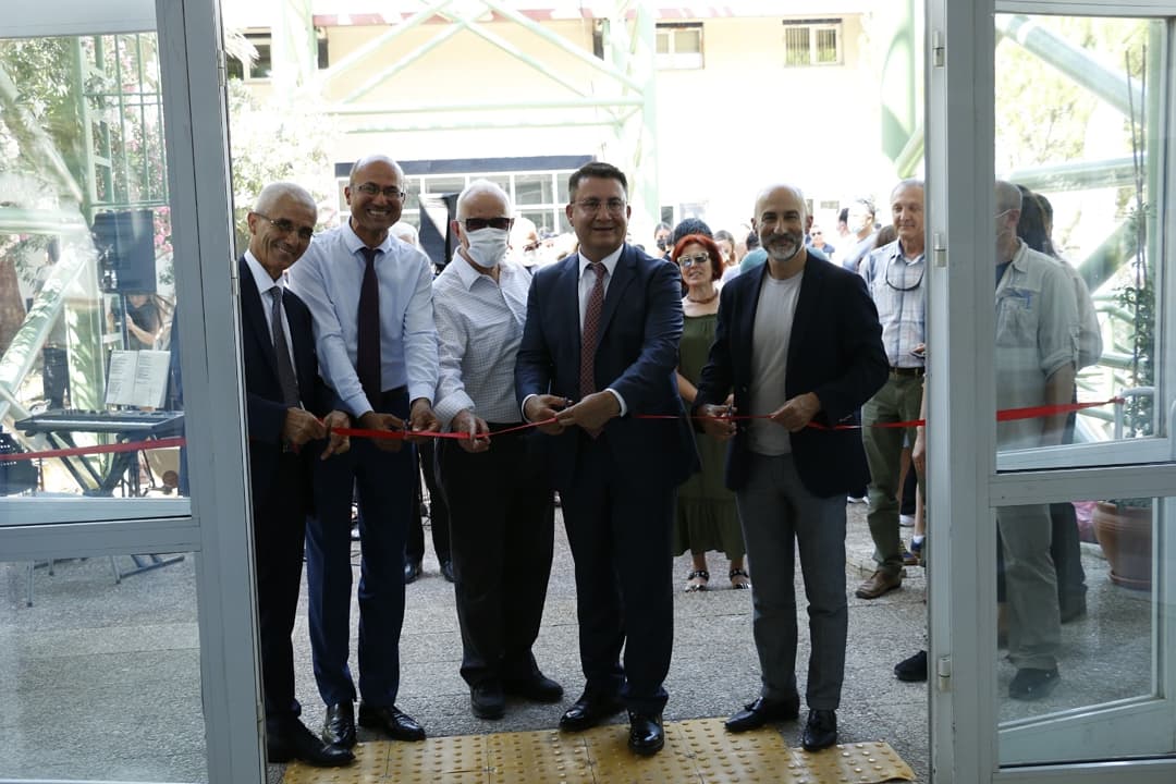 Teknoparkizmir_'s tweet photo. İzmir Yüksek Teknoloji Enstitüsü @iyteedutr tarafından tahsis edilen A5 Binası, detaylı bir mimari projeyle yenilenerek, Türk Telekom Kuruluşu Argela Yazılım ve Bilişim Teknolojileri’ne tahsis edildi. Yenilenen A5 Binası ve bahçe alanının açılışı törenle gerçekleştirildi. https://t.co/wyEzSRUWnf