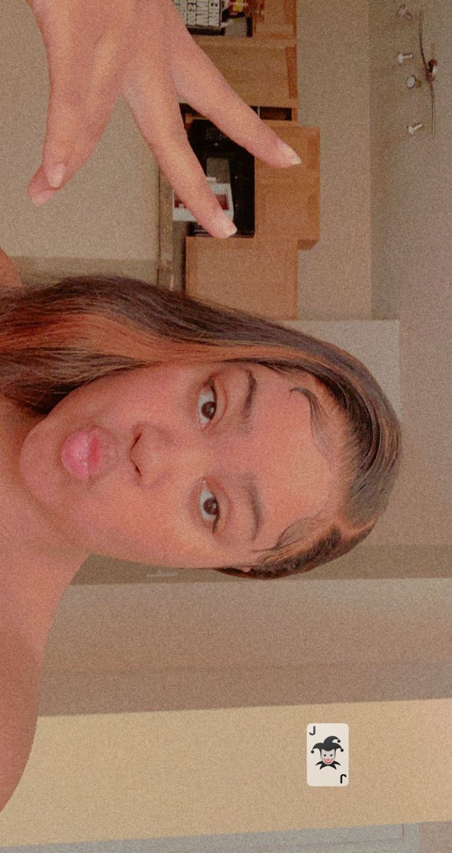 ShellybShel's tweet photo. #WhosWhoAtTSU 
TSU 24’
Shelby Wilson🤍
Chemistry major🧪 Prepharmacy minor💊
Chemsitry Club👩🏻‍🔬
Freshman Innovation Council📚 https://t.co/R4KIar0Vr3