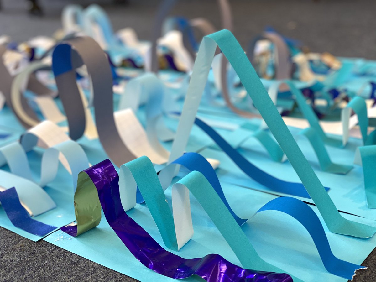 mrs_darl's tweet photo. The children in my class have each created their own piece of the ocean today using different paper types which they’ve manipulated to make waves. They placed all their pieces together to form this fabulous collaborative 3D paper sculpture of the ocean. They loved the result! https://t.co/u7oaPKLtWl