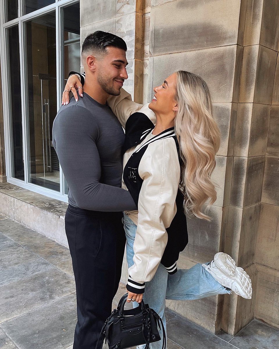 Molly-Mae tweet media