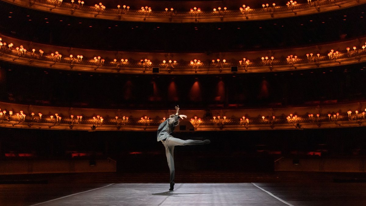 🆕 We're excited to announce an online-only world premiere as part of <a href="/TheRoyalBallet/">The Royal Ballet</a>'s Beauty Mixed programme stream this Friday!

Join us for <a href="/PitaArthur/">Arthur Pita</a>'s Agnus Dei, filmed by <a href="/BalletBoyz/">BalletBoyz</a> and with music by @RufusWainwright

🎟️: stream.roh.org.uk/packages/beaut…

#OurHouseToYourHouse