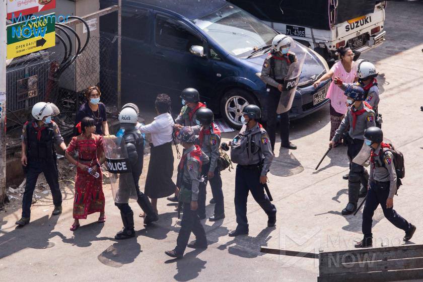 SAC terrorists abducted at least 10 people in the evening of July 6, including a 50yo man, a monk from Ingyin Myaing Monastery in Ngasuntung, and U Mg Mg , chief of NLD in Hlegu Township. #WhatsHappeningInMyanmar #July7Coup