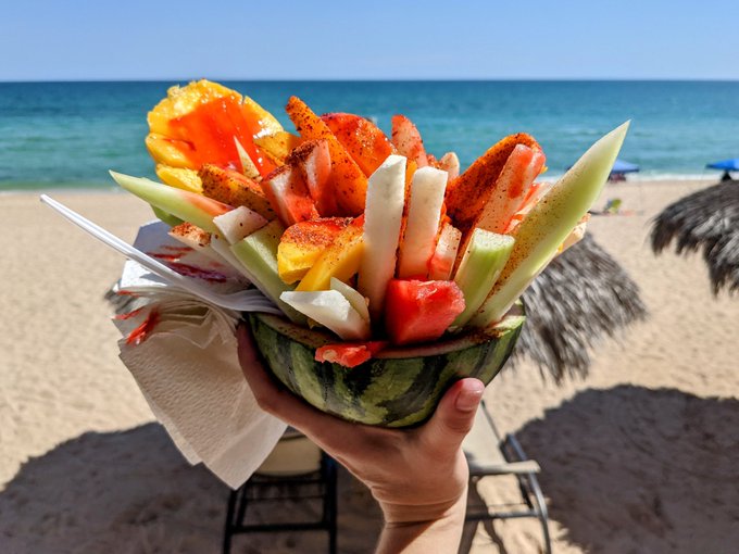 I haven't been tweeting a lot lately, Mommy has been very busy getting tan all over and eating sandia<a href="/tag/cumbutmakeitfashion"class="tags"><span>#cumbutmakeitfashion</span></a>