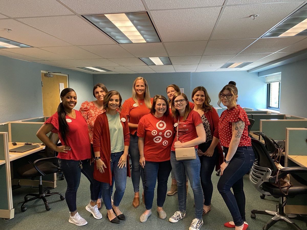 Aryn Davlin tweet media