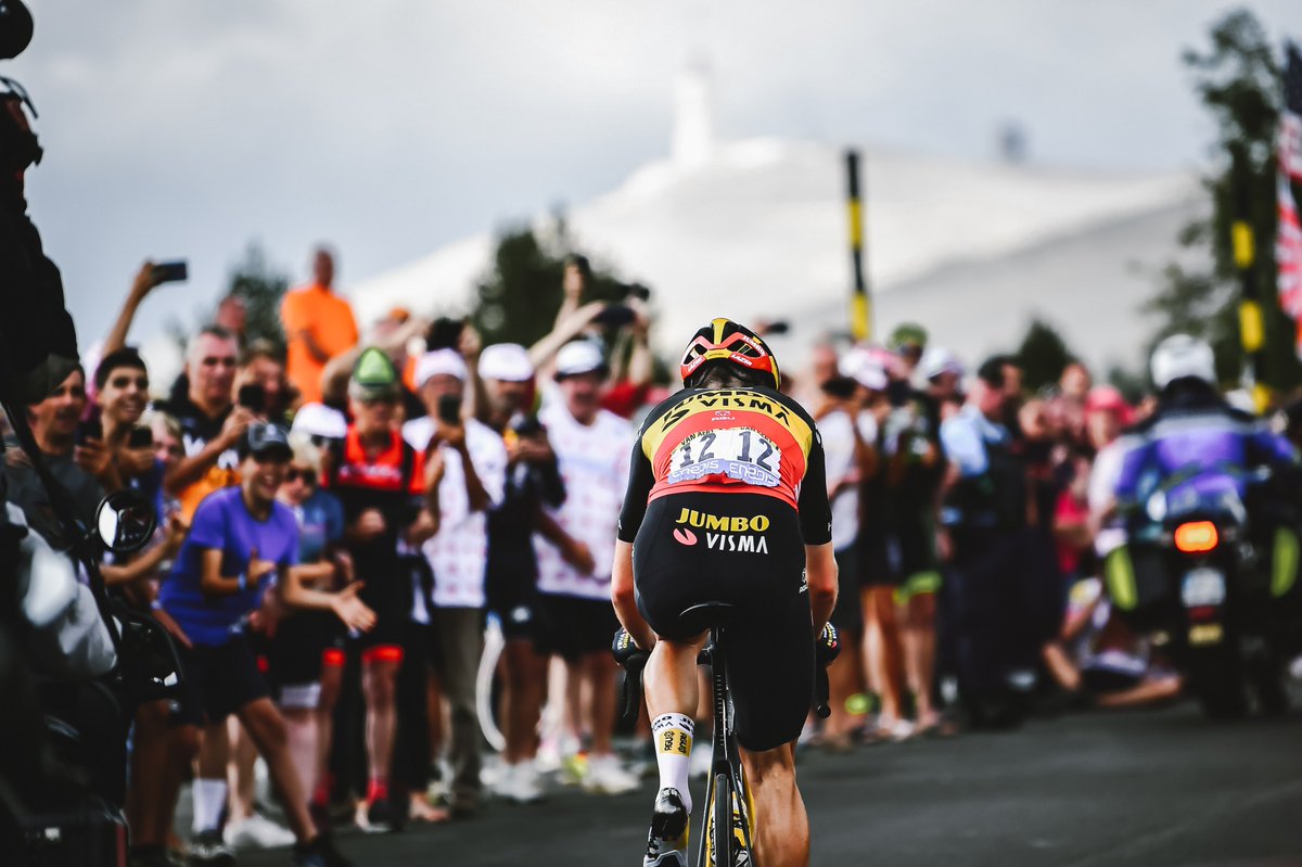 LeTour's tweet photo. A story in 4 pictures...

🏅 @WoutvanAert 

#TDF2021 https://t.co/ngd1APZKFp