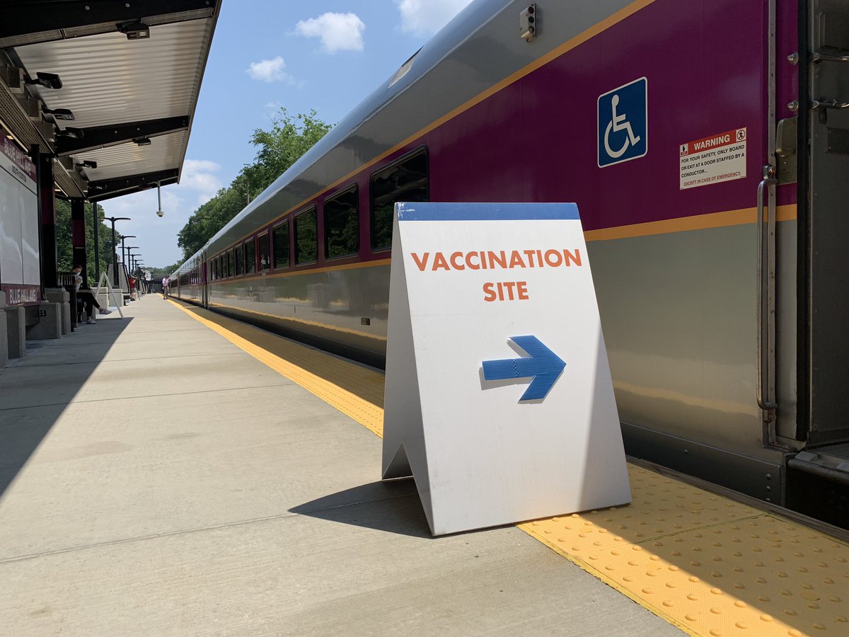 KeolisBoston's tweet photo. Today, the #VaxExpress is at Blue Hill Avenue Station in Mattapan before continuing to South Station. Free $25 gift cards with each first dose, music and prizes. Thank you to @VoteRussell and @nickcollinsma for helping to raise awareness. @BCBSMA, @MassDPH, @CIC_Health @MBTA https://t.co/Roj4SVvs8R