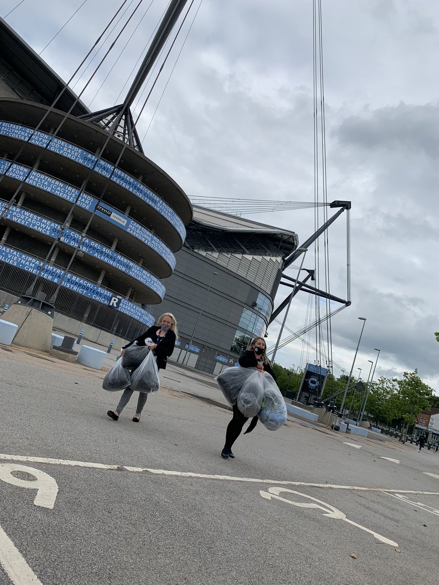 Cold Hands Warm Hearts (@chwhofficial) on Twitter photo Thanks to Jourdan who reached out to us after the post from Monday with donations from <a href="/ManCity/">Manchester City</a> with fleeces, jumpers, T-shirtโs and hats! This is going to help kids and thank you so much for your kind generosity โค๏ธ โITS COMING HOMEโ ๐ด๓ ง๓ ข๓ ฅ๓ ฎ๓ ง๓ ฟ <a href="/aguerosergiokun/">Sergio Kun Aguero</a> <a href="/jourdaniddon/">Jourdan Iddon</a> Thanks to Jourdan who reached out to us after the post from Monday with donations from <a href="/ManCity/">Manchester City</a> with fleeces, jumpers, T-shirtโs and hats! This is going to help kids and thank you so much for your kind generosity โค๏ธ โITS COMING HOMEโ ๐ด๓ ง๓ ข๓ ฅ๓ ฎ๓ ง๓ ฟ <a href="/aguerosergiokun/">Sergio Kun Aguero</a> <a href="/jourdaniddon/">Jourdan Iddon</a>