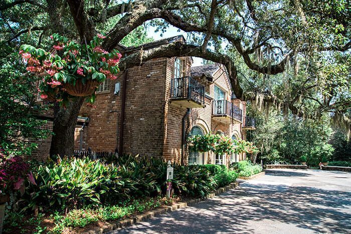 I've found Alabama's hidden gem! 😍 buff.ly/2EyQ6AY #Alabama #gardens #BellingrathGardens @Bellingrath1932 #travelblog #naturephotography @BBlogRT @PLBChat