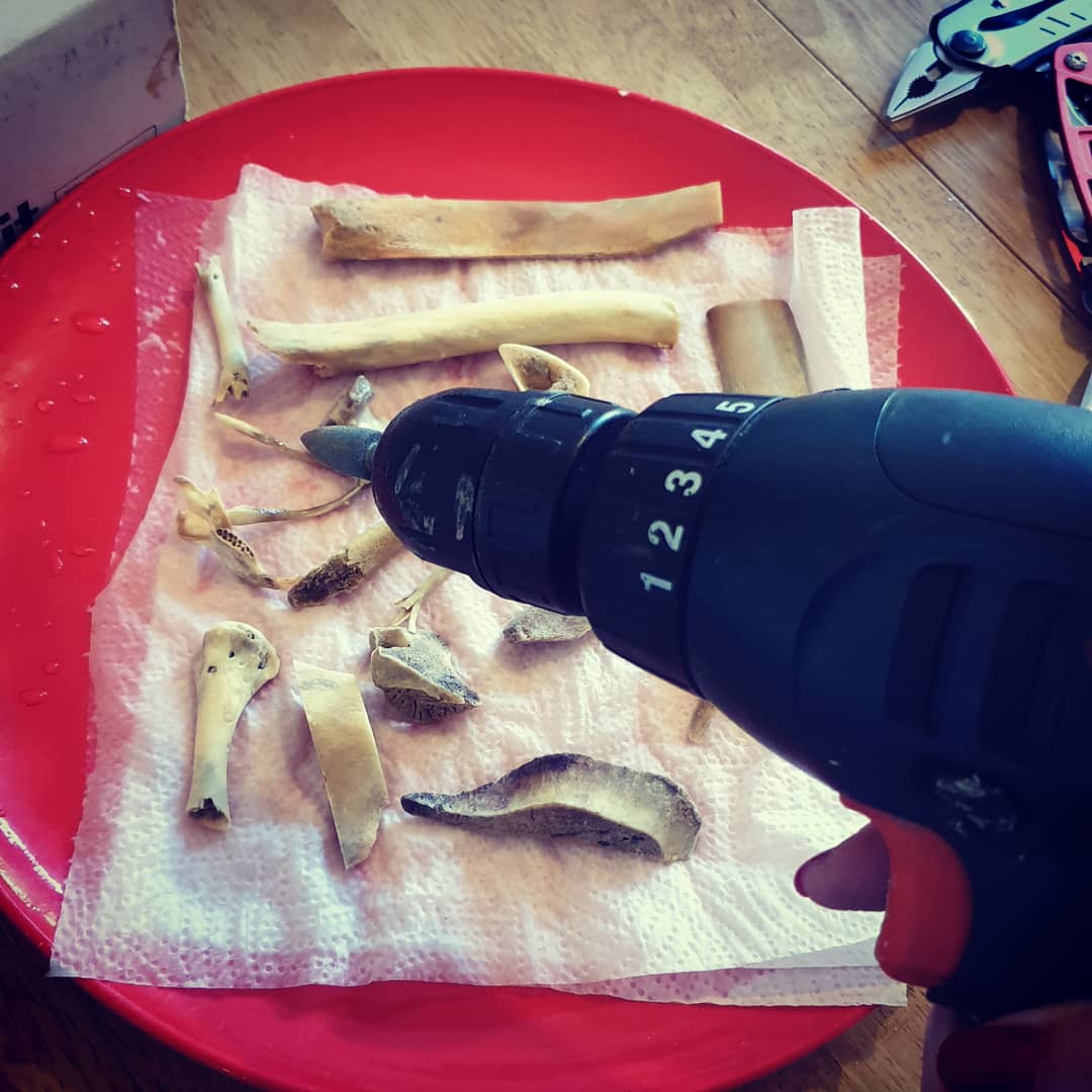 thecraeftcom's tweet photo. "I can feel it in my bones" ...this is something I have said many times over my lifetime... and now I will be able to do exactly that! Readings coming soon🌛🌕🌜💋 #wiccalifestyle #witch #bones #cast #castbones #bonecasting #bone #divination #witches #fang #wishbone #ancestral https://t.co/XWsng4saIa