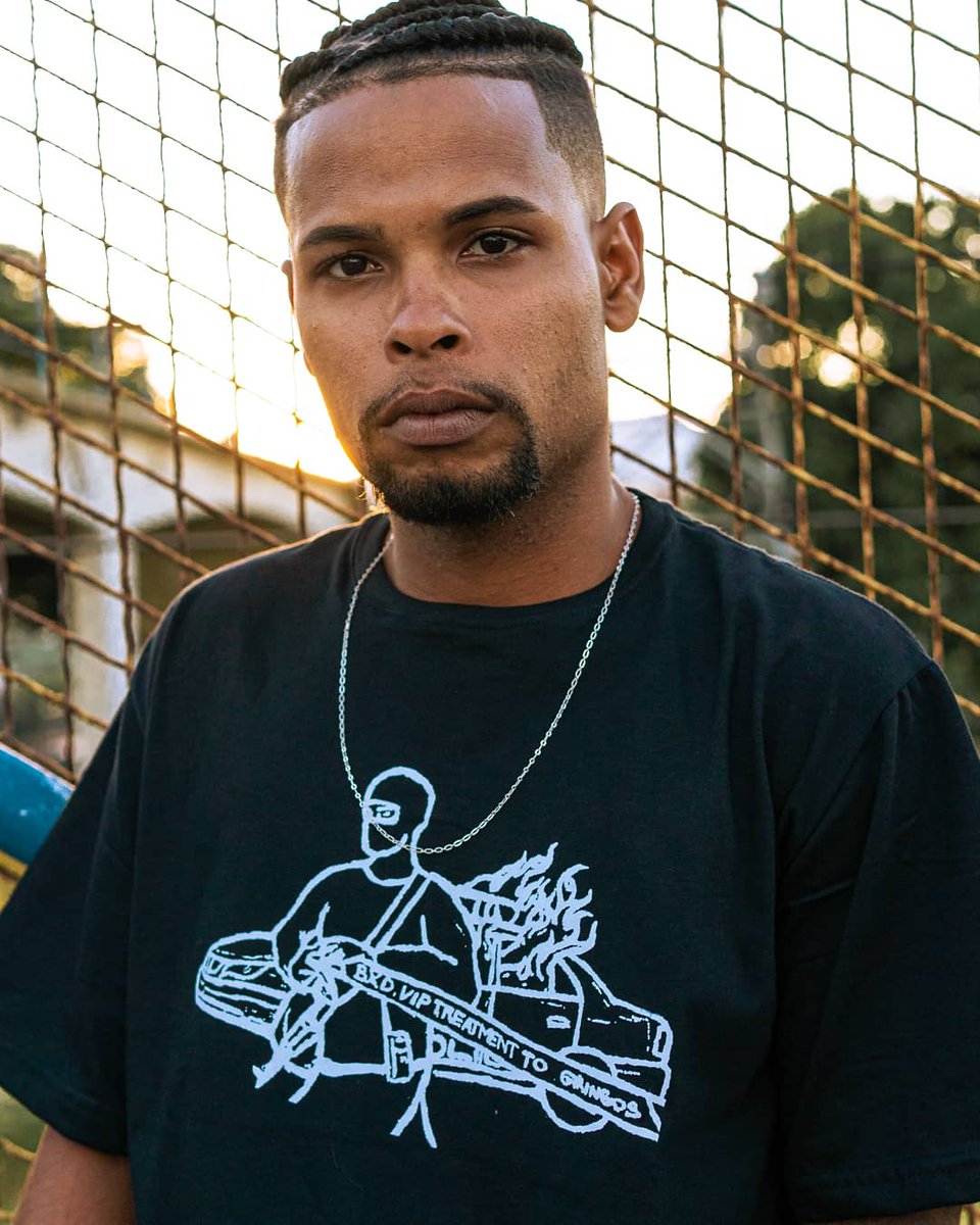 fadecla_'s tweet photo. CAMISETA TRATAMENTO VIP
FADE x SAGACE - R$ 70,00
Lembrando a todos que a nossa coleção esta chegando no fim e nossos produtos são limitados assim nao havendo reposição dos mesmos, então não percam tempo e garantam já a sua camiseta FADE !!!
#USEFADE #OGBXD https://t.co/bCVZMsLSAq