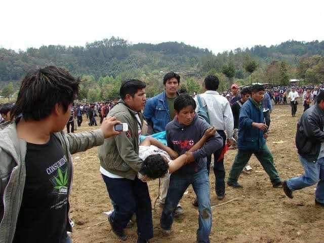GabyCoutino's tweet photo. #Urgente. Reportan una #Balacera en la comunidad #ElMash de #Oxchuc #Chiapas. Transciende que el incidente ha dejado heridos; sin que hasta el momento se conozca el número de ellos https://t.co/s3QgMFpB2a