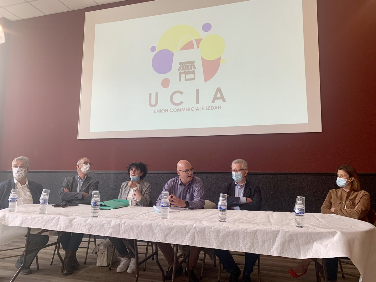 patrick_fostier's tweet photo. AG de l’UCIA, union commerciale @villedesedan au stade Louis Dugaugez en présence de @HerbillonDidier maire, @AnneDumay VPdt @ardennescd08, @GeraudSpire Pdt @cci_ardennes et B.Detrez Pdt chambre des métiers. Une gestion rigoureuse a permis de traverser la crise. #commerce https://t.co/4zoqcFLQzG