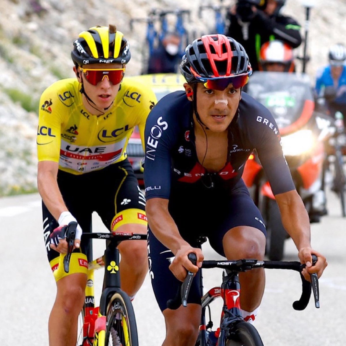 RichardCarapazM's tweet photo. Al toro por los cuernos 🤘🏾 2x Mont Ventoux, brilliant @ineosgrenadiers 🤩 💪🏾💪🏾💪🏾 📸 @bettiniphoto https://t.co/ixiOFuzK5u