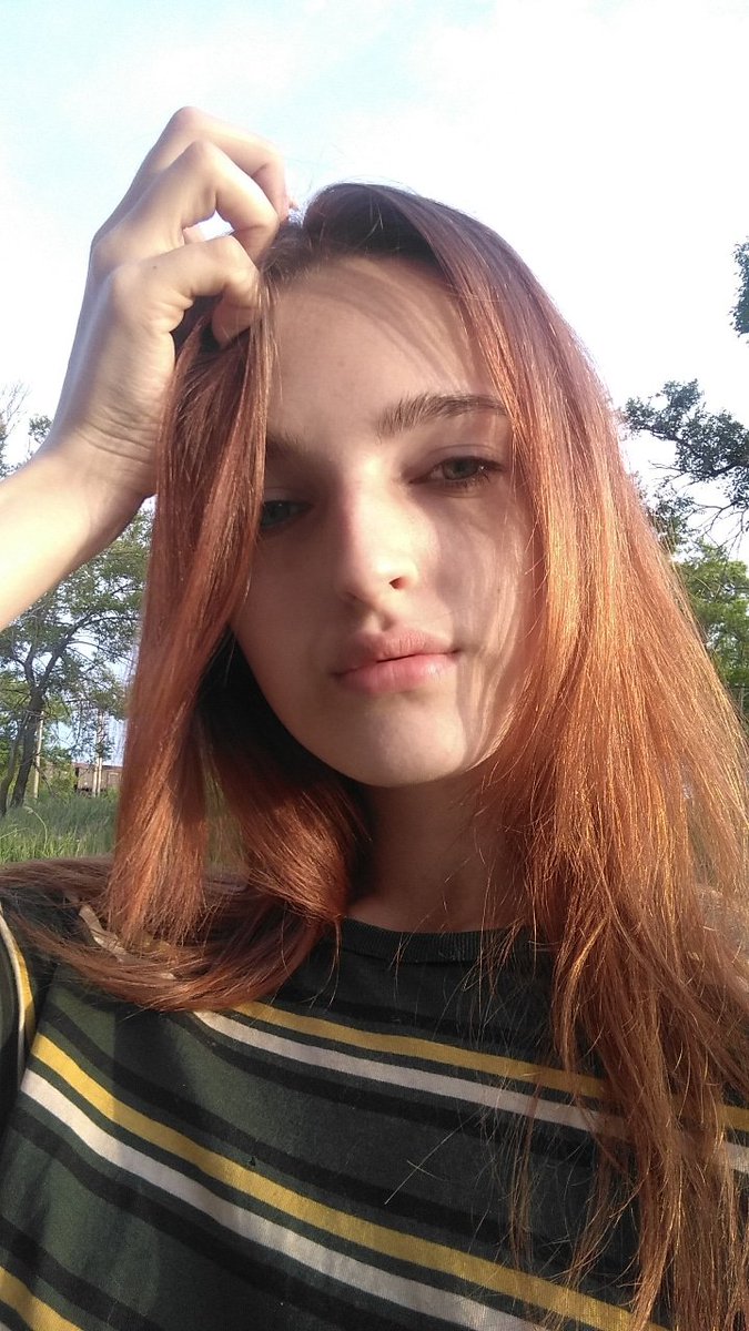я просто вышла на улицу а там вот это прекрасное создание ой это ж я ахахх