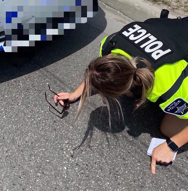 BarriePolice's tweet photo. #BarriePolice are getting a close look at why cars are noisy when it comes to #ProjectWakeUpCall. We are hearing your complaints #Barrie when it comes to these noisy cars and charging those who have modified their motor vehicles. #CommittedToOurCommunity https://t.co/LYtCJh7cUI